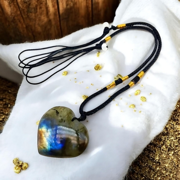 🆕️Labradorite Heart Pendant Necklace - Adjustable Genuine Gemstone Jewelry 💙 - Picture 6 of 15